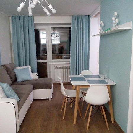 Two-Bedroom Apartment In The Center Khmelʼnytsʼkyy Zewnętrze zdjęcie
