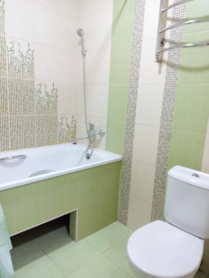 Two-Bedroom Apartment In The Center Khmelʼnytsʼkyy Zewnętrze zdjęcie