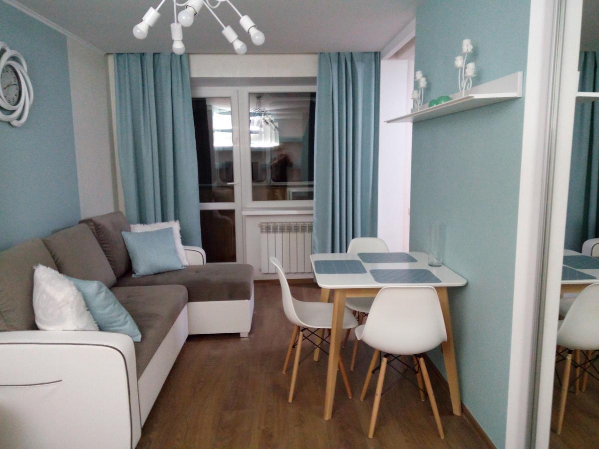 Two-Bedroom Apartment In The Center Khmelʼnytsʼkyy Zewnętrze zdjęcie